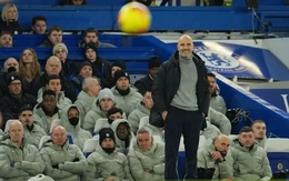 Chelsea họp khẩn sa thải HLV Enzo Maresca?