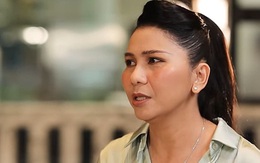 Nữ nghệ sĩ 54 tuổi: Từng bị coi thường, đi hát phải xuống uống cùng khách