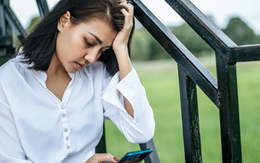 Đang yên ổn thì tôi nhận được cuộc gọi của mẹ chồng cũ, cúp máy mà tôi run rẩy, cả đêm không ngủ được