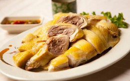 Mẹo luộc gà ngon đẹp: Da vàng căng bóng, thịt chín đều, không nứt da