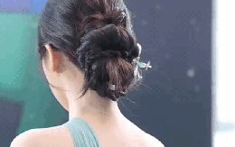 Đời đi diễn chỉ mong có fan giàu như mỹ nhân này: Chi 3,6 tỷ mua vui cho idol, tâm ở đâu tiền ở đó