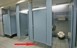 Lý do vì sao dưới cửa nhà vệ sinh công cộng luôn có 1 khe hở: Quan trọng hơn nhiều người nghĩ