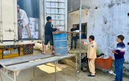 CSGT Huế phát hiện xe đầu kéo chở 10 tấn hàng hóa không có hóa đơn