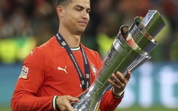 Ronaldo không còn “bất khả xâm phạm” ở tuyển Bồ Đào Nha