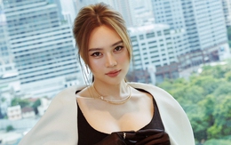 Cuộc sống sang chảnh của "Gái già lắm chiêu" trong căn biệt thự 2 mặt tiền bề thế