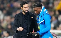 HLV Arbeloa ra mắt Real Madrid bằng thất bại trước đội bóng hạng 2