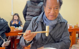 Người dân H'Mong ở Hà Giang gặp Chế Linh: "50 năm qua em đã nghe danh bác"