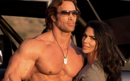 "Gã quái vật thể hình" mang gương mặt thiên thần, nhìn sang người vợ còn choáng hơn