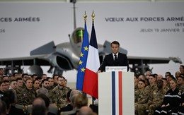 Ông Macron có đối đầu với Mỹ để bảo vệ Greenland?