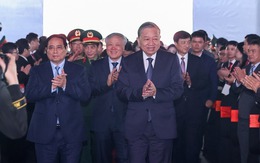 Việt Nam khởi công nhà máy chế tạo chip đầu tiên ở Hòa Lạc: Reuters, Business Times bình luận gì?