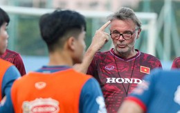 Tại sao HLV Troussier tin U23 Việt Nam sẽ "dễ thở" ở trận bán kết?