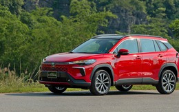 Loạt xe hybrid của một hãng xe Nhật Bản bất ngờ giảm giá mạnh - có mẫu tới 200 triệu đồng