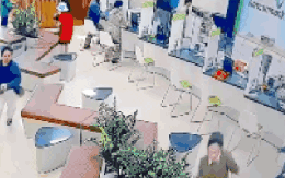 Công an Gia Lai thông tin đặc điểm nhận dạng 2 đối tượng cướp ngân hàng