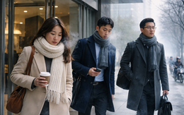 Bác sĩ cảnh báo: Thói quen của dân văn phòng mùa rét đậm dễ dẫn tới “sốc nhiệt”, bào mòn sức khỏe