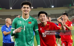 Thủ môn U23 Việt Nam quá “uy tín”: Trung Kiên và Cao Văn Bình cùng lọt top 5 giải châu Á
