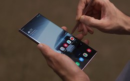 Samsung lại ra mắt điện thoại giống hệt đời cũ: Người dùng sẽ còn phải "cắn răng" chịu đựng đến bao giờ?