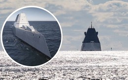 Chiến hạm 15.000 tấn tàng hình lần đầu ra khơi 'thử lửa'