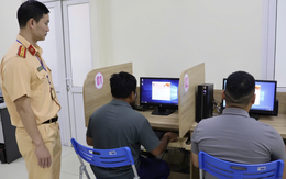 THÔNG BÁO: Người dân mang ngay giấy phép lái xe tới Phòng Cảnh sát Giao thông để làm một việc!