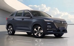 SUV Trung Quốc lập kỷ lục Guinness với cú nhảy băng ngoạn mục