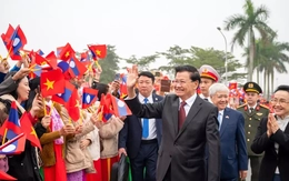 Lễ đón Tổng Bí thư, Chủ tịch nước Lào tại sân bay Nội Bài