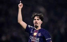 Bị Newcastle cầm chân, đương kim vô địch PSG phải đá play-off Champions League