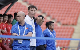 HLV Kim Sang-sik: Mối lương duyên trên sân cỏ