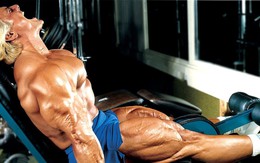 "Quái vật thể hình" sở hữu đôi chân khiến cả tất cả phải sợ hãi