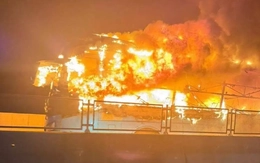 Xe giường nằm cháy trên cao tốc Bắc Nam, một hành khách tử vong