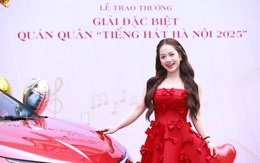 Quán quân Đào Lê Phương Chi nhận giải thưởng "khủng"