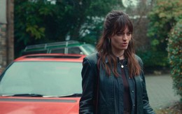 Xem phim Sex Education, tôi nhớ đến cuốn nhật ký mình giấu kín trong ngăn kéo tủ suốt 20 năm qua: Cứ mở ra là lại đau!