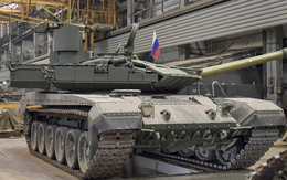 Uralvagonzavod đã gửi một chuyến tàu chở đầy xe tăng T-90M ra tiền tuyến