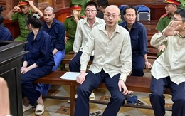 Chủ nhà hàng người Hàn Quốc lĩnh án vì môi giới mại dâm, đưa hối lộ