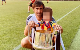 Tìm thấy thi thể HLV bóng đá nổi trên biển, hai cậu con trai vẫn mất tích sau thảm kịch chìm tàu du lịch