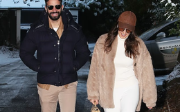 Bị sa thải vẫn kiếm 400 tỷ đồng, HLV Amorim hớn hở sánh bước bên vợ xinh đẹp