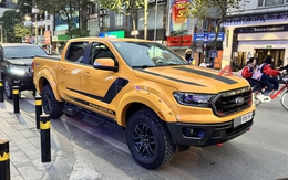 Bắt gặp Ford Ranger nhập Mỹ lăn bánh ở Hà Nội: Đeo biển số ngũ 9, máy xăng 270 mã lực, từng được rao bán gần 3,1 tỷ