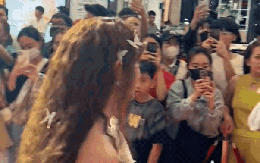 Việt Nam có 1 tuyệt sắc giai nhân không ai muốn đứng cạnh, nhìn mặt là hiểu lý do