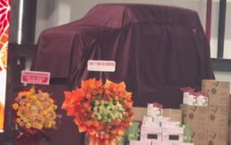 Một công ty tại TPHCM tặng ô tô cho nhân viên tại tiệc tất niên