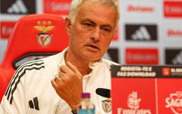 Mourinho nổi giận, bắt cầu thủ Benfica ngủ lại trung tâm huấn luyện