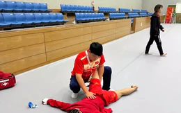 Nhìn từ ê-kíp của thần đồng điền kinh Thái Lan, nghĩ về y học thể thao Việt Nam