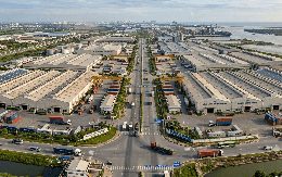 FDI vào Việt Nam tăng 76%, vì sao lợi nhuận các "ông chủ" khu công nghiệp lại lao dốc 40%?