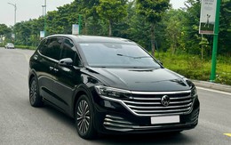 Cùng tầm giá 1,6 tỷ nhưng mua chiếc Volkswagen Viloran này có nhiều trang bị hơn hẳn Carnival, tiết kiệm khoảng 600 triệu so với xe mới