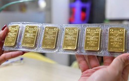 Giá vàng rớt thê thảm, chỉ những người mua vào thời điểm đặc biệt này trong 1 năm qua mới có lãi