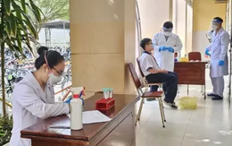Từ vụ 3 học sinh mắc não mô cầu nguy hiểm: Bác sĩ cảnh báo khẩn