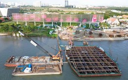100 người đưa khối thép 3.400 tấn, dài gần 200 m lên sà lan khổng lồ, vượt 124 km đường thủy để thực hiện công việc đặc biệt giữa TP.HCM