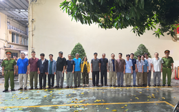 Công an điều tra loạt giao dịch qua nhiều tài khoản: Bắt tạm giam Trần Lệ Thúy và 17 người khác