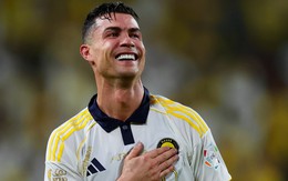 Không chỉ làm "công ăn lương", Ronaldo vung tiền mua cổ phần Al Nassr?