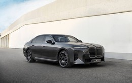 BMW giới thiệu xe chống đạn mới: Tiện nghi tối đa, bảo vệ an toàn trước súng ngắn