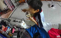 Clip 14 giây tưởng bình thường nhưng lay động trái tim hàng ngàn phụ huynh Việt: Món quà lớn nhất là em bé ngoan