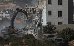 Thủ tướng Israel ra lệnh phong tỏa Bờ Tây
