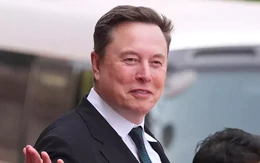 Tỷ phú Musk thừa nhận đứng sau chuyện hạn chế tốc độ Starlink cho Ukraine